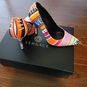 🌟Host pick🌟Versace high heel size 36